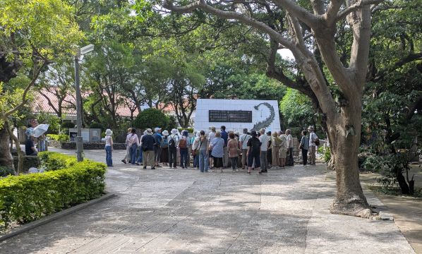 �Ђ߂��̓��E�Ђ߂�蕽�a�F�O�����ق̊ό��n�ʐ^